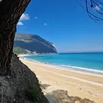 L'azalea - A Due Passi Da Numana Con Grande Terrazzo E Piscina Condominiale Stagionale Sirolo