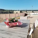 Διαμέρισμα L'azalea - A Due Passi Da Numana Con Grande Terrazzo E Piscina Condominiale Stagionale