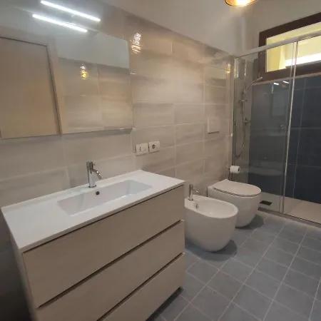 L'azalea - A Due Passi Da Numana Con Grande Terrazzo E Piscina Condominiale Stagionale Сироло